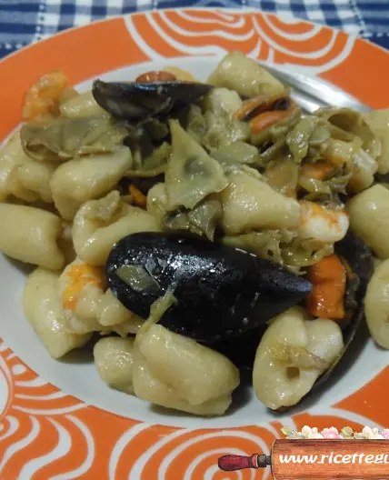 Gnocchi all'acqua di Anna Moroni | Gustosi con carciofi gamberoni e cozze !