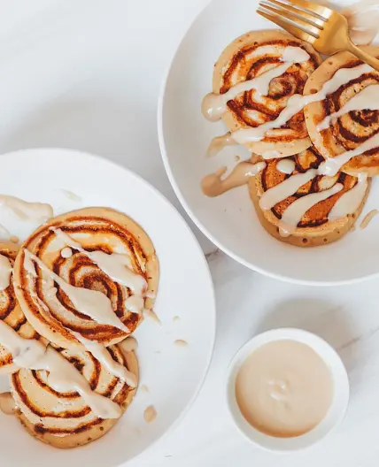 Vegan Gluten-Free Cinnamon Roll Pancakes