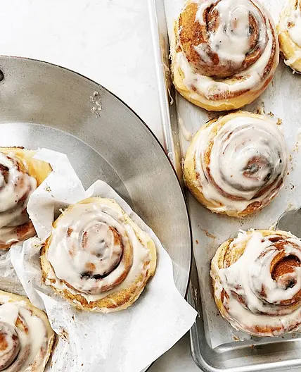 Soft and Gooey Cinnamon Rolls