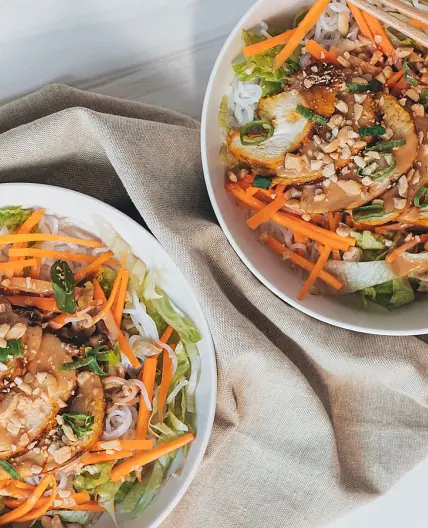 Low Carb Satay Chicken Noodle Salad