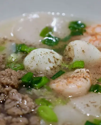 Vietnamese Shrimp Chips Soup (Banh canh phong tom)