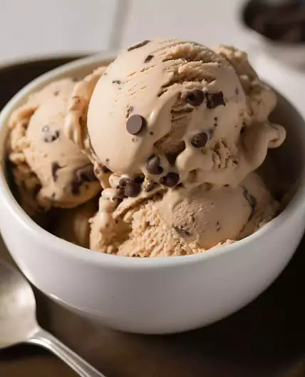 Kinder Bueno Ice Cream