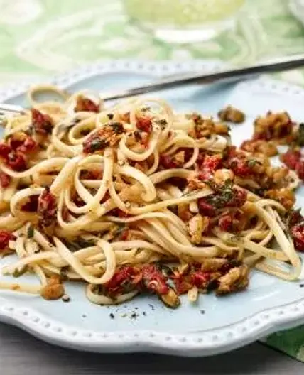 Linguine with Sun-Dried Tomatoes, Olives, and Lemon