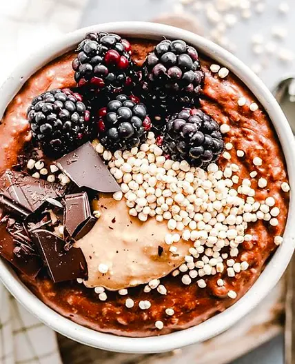 Chocolate Peanut Butter Oatmeal Bowl