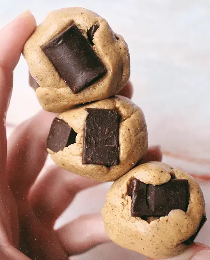 EASY Healthy Cookie Dough Balls ~ just 4 ingredients, gluten-free, low sugar!
