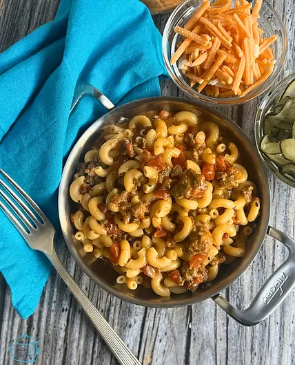 Slow Cooker Beefy Macaroni And Cheese