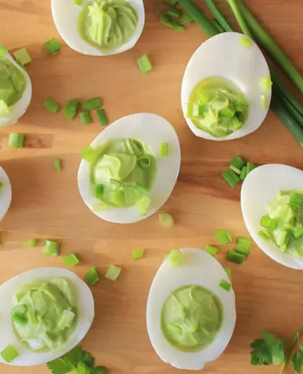Oeufs farcis à l'avocat