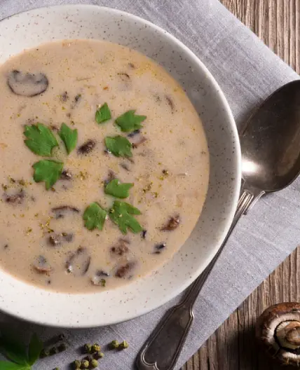 Potage aux champignons de Paris
