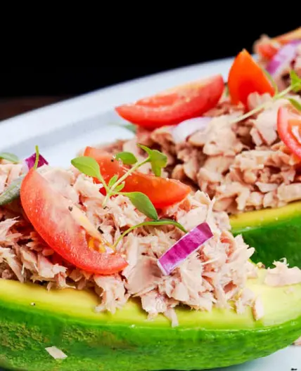 Avocats farcis au thon