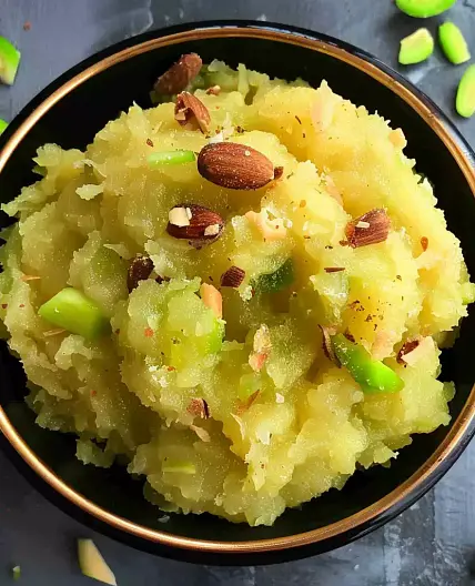 Lauki Halwa (Bottle Gourd Halwa)