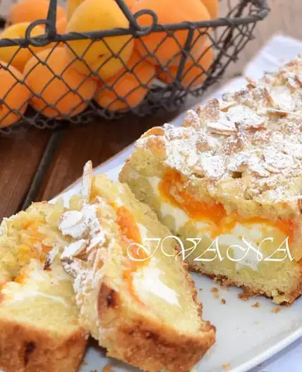 Apricot and Ricotta Sbriciolata (Butter Pie)