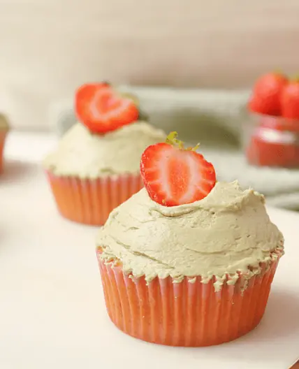 Strawberry Cake with Vanilla Matcha Buttercream