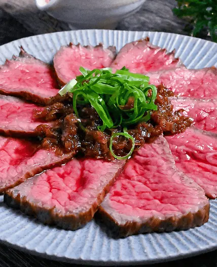 Wafu Roast Beef (Japanese Style Roast Beef with Homemade Sauce)