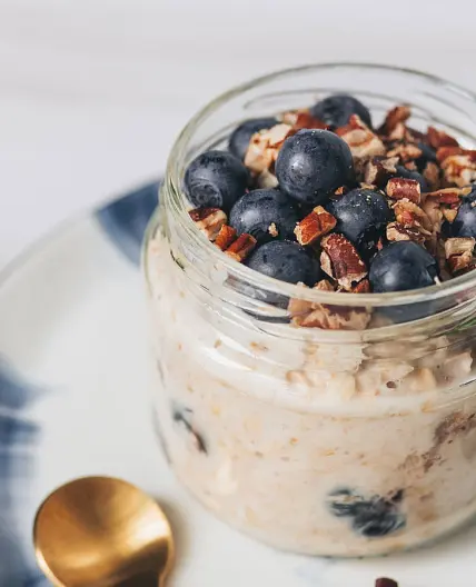 Blueberry Cheesecake Overnight Oats