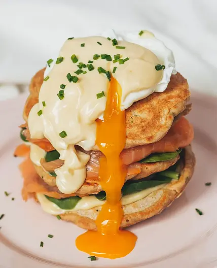 Eggs Benedict Pancakes with Smoked Salmon