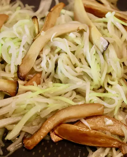 Chayote Stir Fry With Mushroom