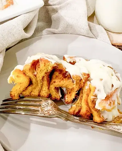 PUMPKIN CINNAMON ROLLS