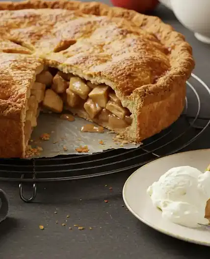 Classic Apple Pie by Grandma Ople