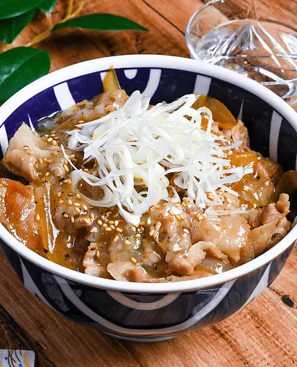 Yoshinoya's Pork Rice Bowl Copycat (Negi Shio Butadon)