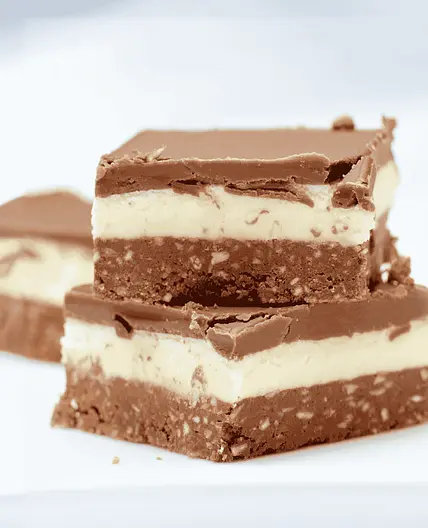 Nanaimo Bars (No-Bake Layered Dessert)