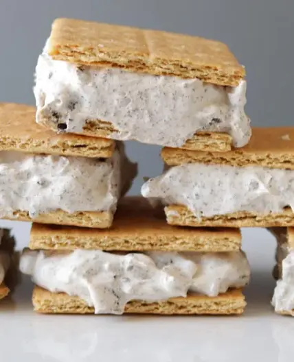 3-Ingredient Cookies and Cream Ice Cream Sandwich