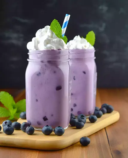 Blueberry Milkshake