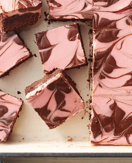 Raspberry-Chocolate Swirled Cheesecake Bars