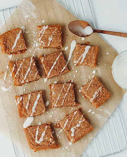 Vegan Caramel Chai Blondies
