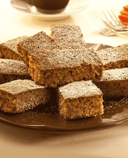 Parkin (Sticky Ginger Cake)