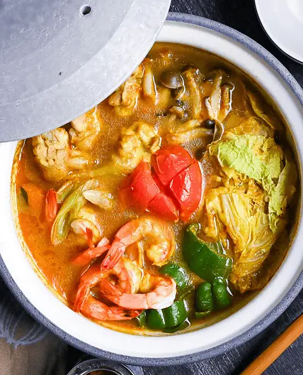 Kare Nabe (Japanese Curry Hot Pot)