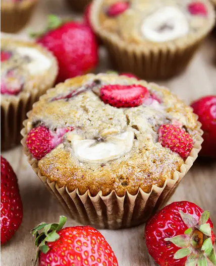 Strawberry & Banana Breakfast Muffins (Vegan & Gluten-Free)