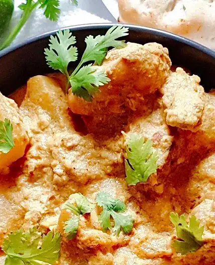 RICH & AROMATIC Indian Chicken Korma Curry (Cooked in Yogurt)