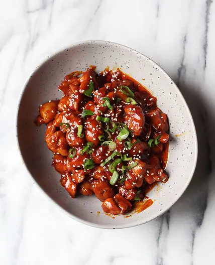 Spicy Gochujang Stir-Fried Chicken