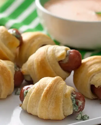 Buffalo Mini Crescent Dogs