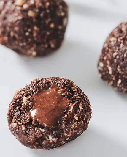 4-Ingredient Healthy Ferrero Balls