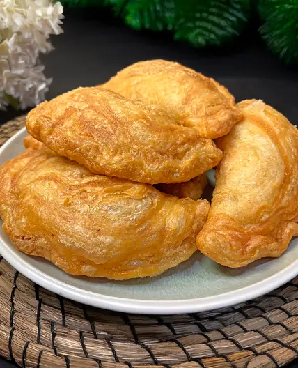 Cheesy Chicken Fajita Empanadas