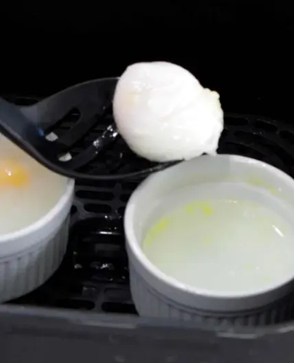 Air Fryer Poached Eggs