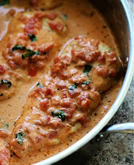 Chicken In Tomato Basil Cream Sauce