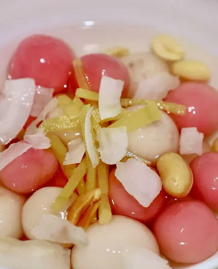 Vietnamese Tapioca Dessert (Che Bot Loc)