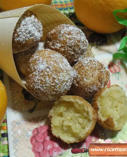 Castagnole soffici all'arancia senza uova