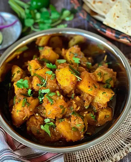 Aloo Pyaz Ki Sabzi
