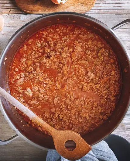 How to Make a Rich, Hearty Bolognese Without Wine