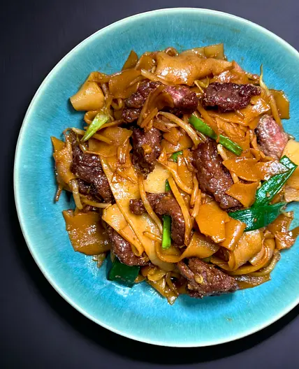 Beef Chow Fun Recipe (Beef Ho Fun)