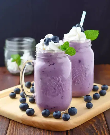 Blueberry Milkshake