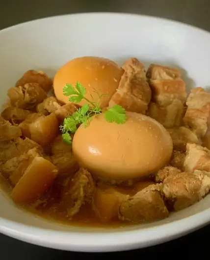 Thit Kho Trung, Caramelized Pork with Egg