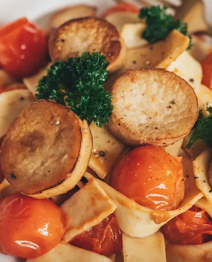 Vegan "Scallop" and Cherry Tomato Pasta