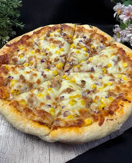 Tuna Pizza