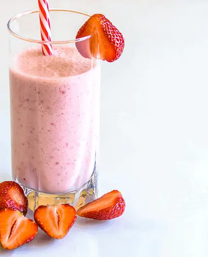 Strawberry Shortcake Smoothie | Low-FODMAP
