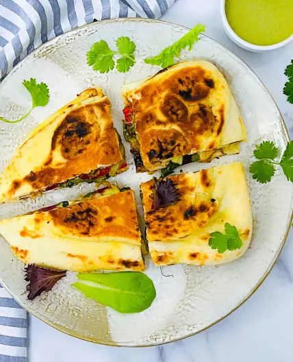 Chicken Tikka Naanwich (Naan Sandwich)