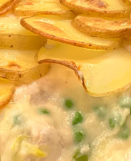 Garlic Chicken and Leek Potato Bake